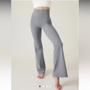 ATHLETA BARRE HIGH-RISE SKINNY FLARE IN POWERVITA.